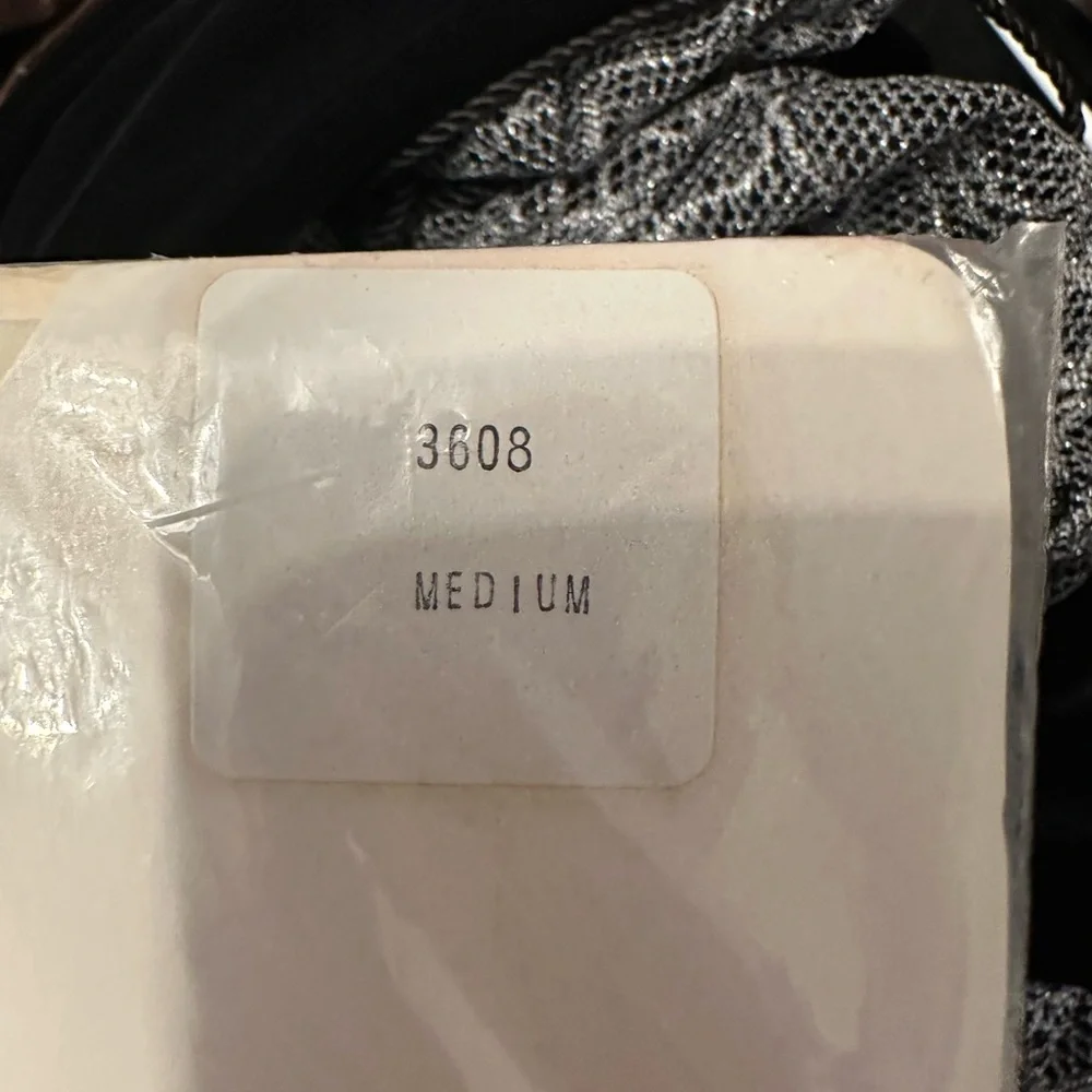 NWT Vintage 70’s/80’s Park Avenue White Stirrup Style Hosiery Size Medium